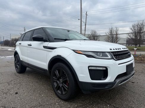 Used 2017 Land Rover Range Rover Evoque SE image 1