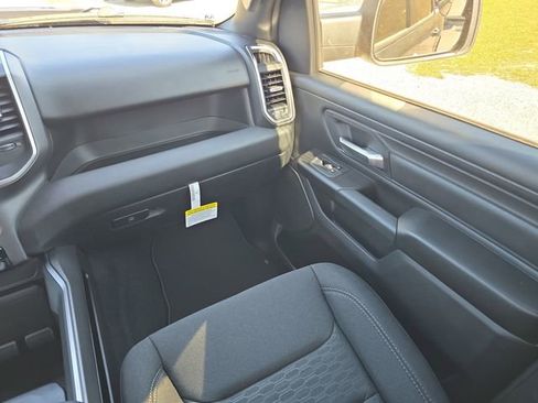 New 2026 RAM 1500 Express image 12