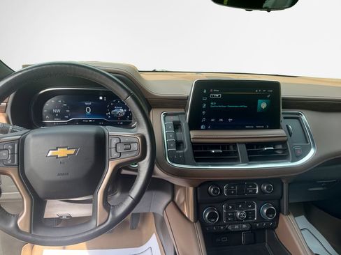 Used 2022 Chevrolet Tahoe High Country w/ LPO, Illumination Package AWD/4WD image 22