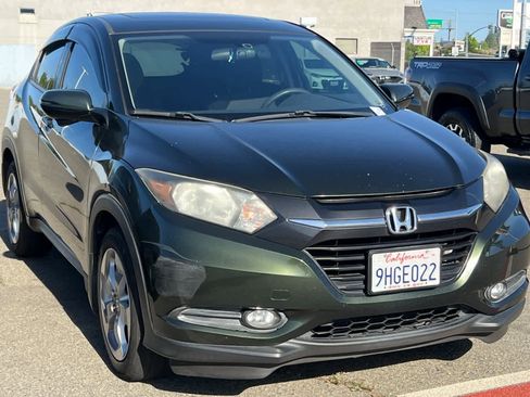 Used 2016 Honda HR-V EX image 3