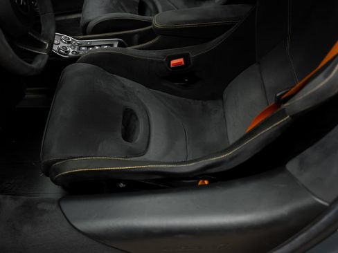Used 2019 McLaren 600LT RWD image 37