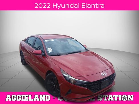 Used 2022 Hyundai Elantra SEL w/ Convenience Package image 1
