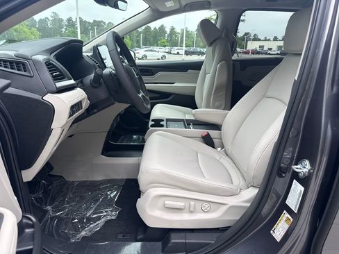 New 2026 Honda Odyssey EX-L image 13