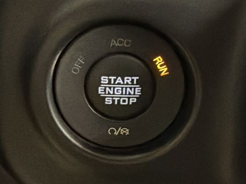 Used 2021 Jeep Wrangler Unlimited Rubicon w/ Steel Bumper Group AWD/4WD image 15