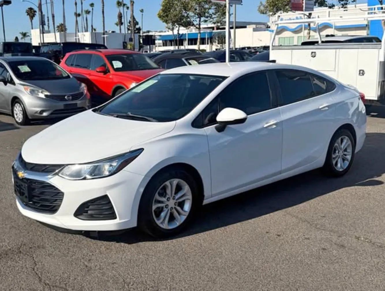 Used 2019 Chevrolet Cruze LS w/ LS Convenience Package FWD image 2