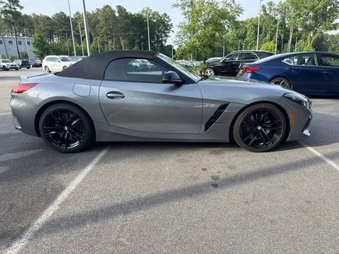 Used 2024 BMW Z4 M40i w/ Premium Package RWD image 4