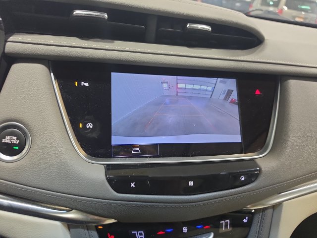Used 2021 Cadillac XT5 Premium Luxury AWD/4WD image 9