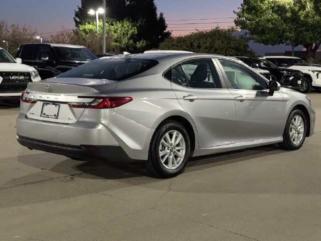 Used 2025 Toyota Camry LE FWD image 6