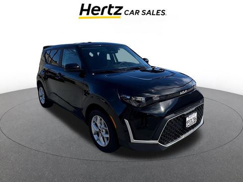 Used 2025 Kia Soul LX w/ LX Technology Package image 1