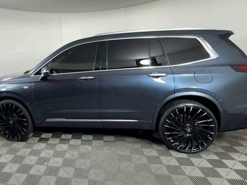 Used 2020 Cadillac XT6 Premium Luxury FWD image 6