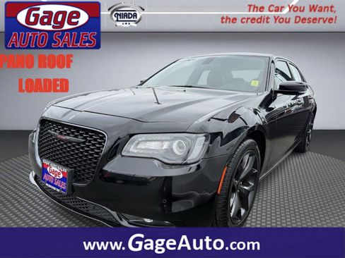 Used 2023 Chrysler 300 S RWD image 1