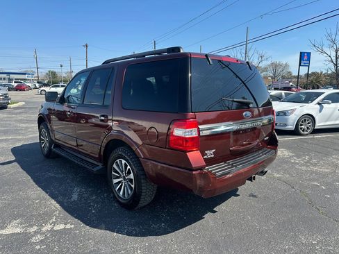 Used 2017 Ford Expedition XLT image 7
