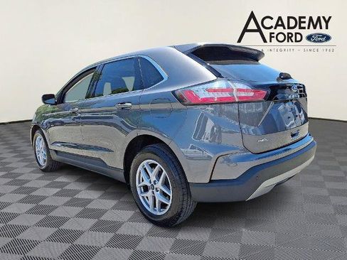 Certified 2022 Ford Edge SEL w/ Convenience Package AWD/4WD image 4