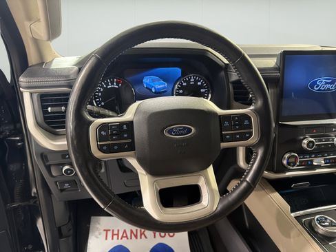 Used 2022 Ford Expedition Max XLT RWD image 9