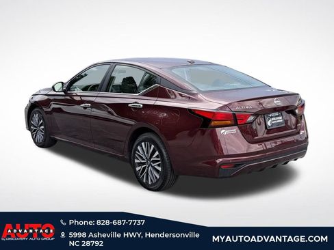Used 2025 Nissan Altima 2.5 SV AWD/4WD image 4
