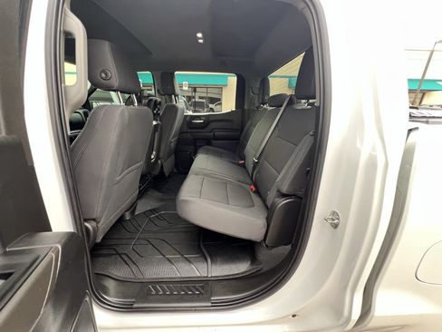 Used 2022 Chevrolet Silverado 1500 Custom w/ Safety Confidence Package AWD/4WD image 18