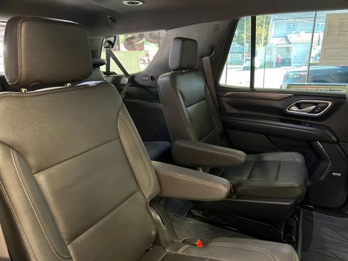 Used 2023 Chevrolet Tahoe Z71 w/ Luxury Package AWD/4WD image 44