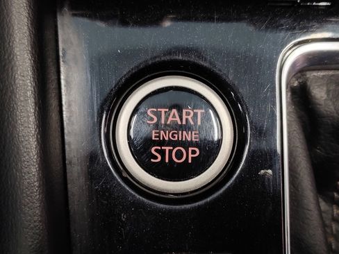 Certified 2024 Nissan Kicks SV image 31