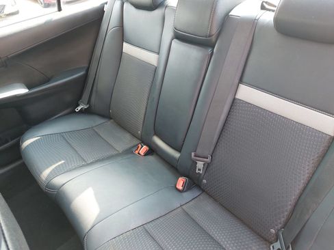 Used 2012 Toyota Camry SE FWD image 13