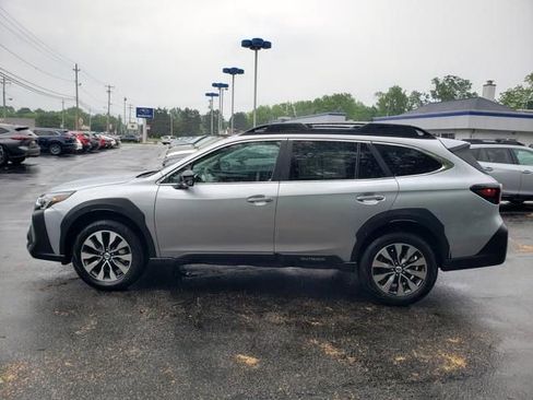 Used 2024 Subaru Outback Limited image 7