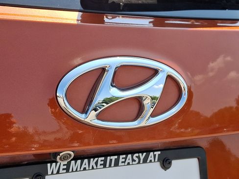 Used 2018 Hyundai Santa Fe Sport w/ 2.4L Tech Package 04 FWD image 32