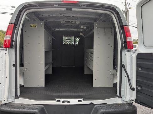 New 2025 GMC Savana 2500 Extended w/ Driver Convenience Package image 19