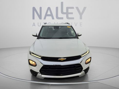 Used 2021 Chevrolet TrailBlazer LT w/ Premium Seating Package FWD image 8