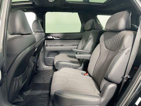 Used 2025 Hyundai Palisade Calligraphy image 14