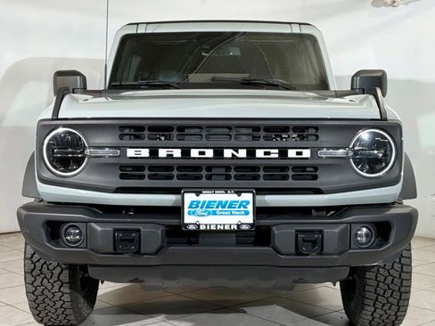 Used 2022 Ford Bronco Black Diamond image 24