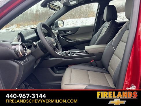 New 2026 Chevrolet Equinox LT w/ Convenience Package II image 16