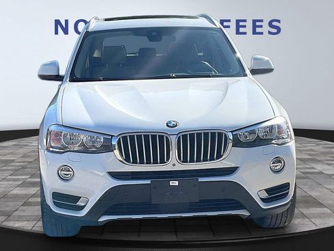 Used 2017 BMW X3 xDrive28i image 2