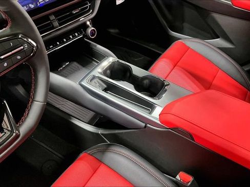 New 2025 Chevrolet Equinox EV RS w/ Active Safety Package 3 AWD/4WD image 9