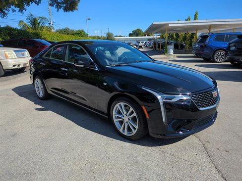 Used 2022 Cadillac CT4 Luxury image 8