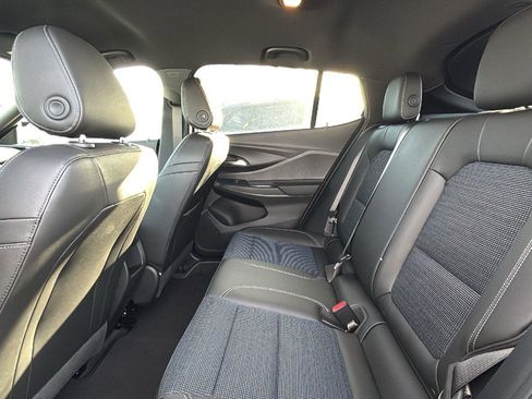 New 2025 Buick Envista Preferred w/ Convenience II Package image 27