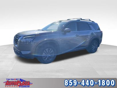 Used 2022 Nissan Pathfinder SV