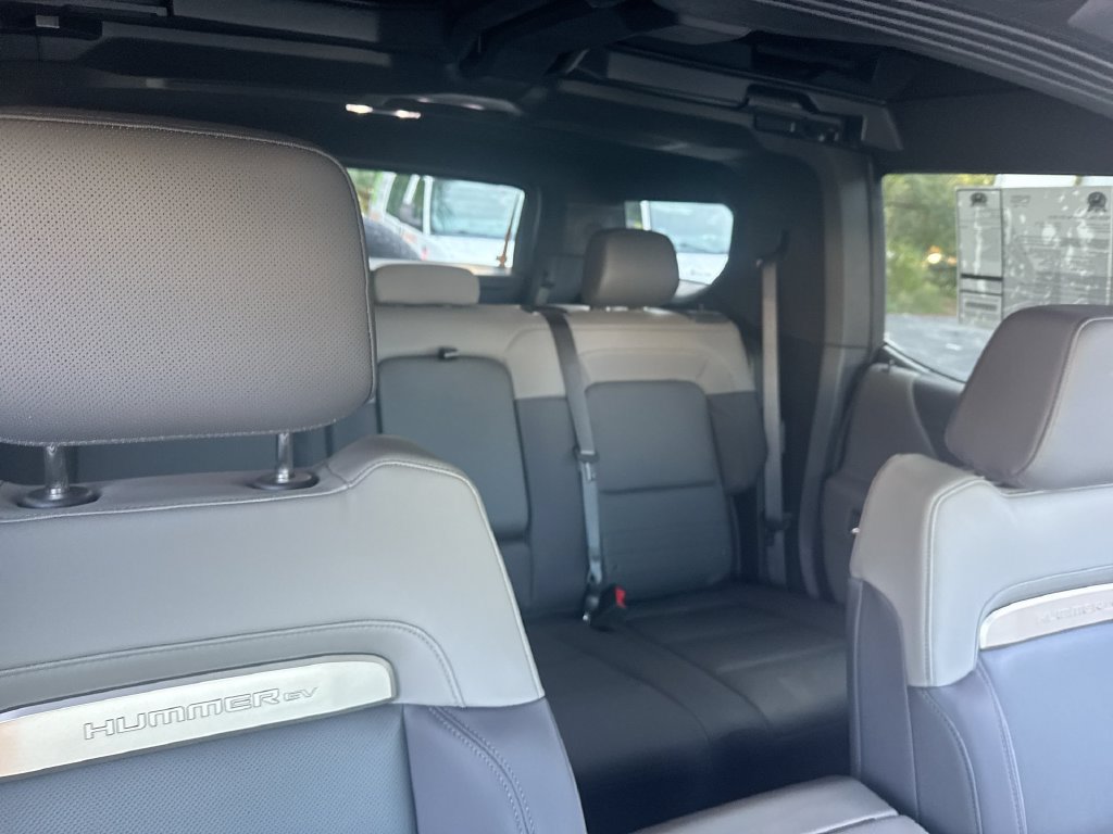 Used 2025 GMC Hummer EV 3X AWD/4WD image 34