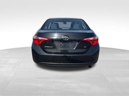 Used 2018 Toyota Corolla LE FWD image 4