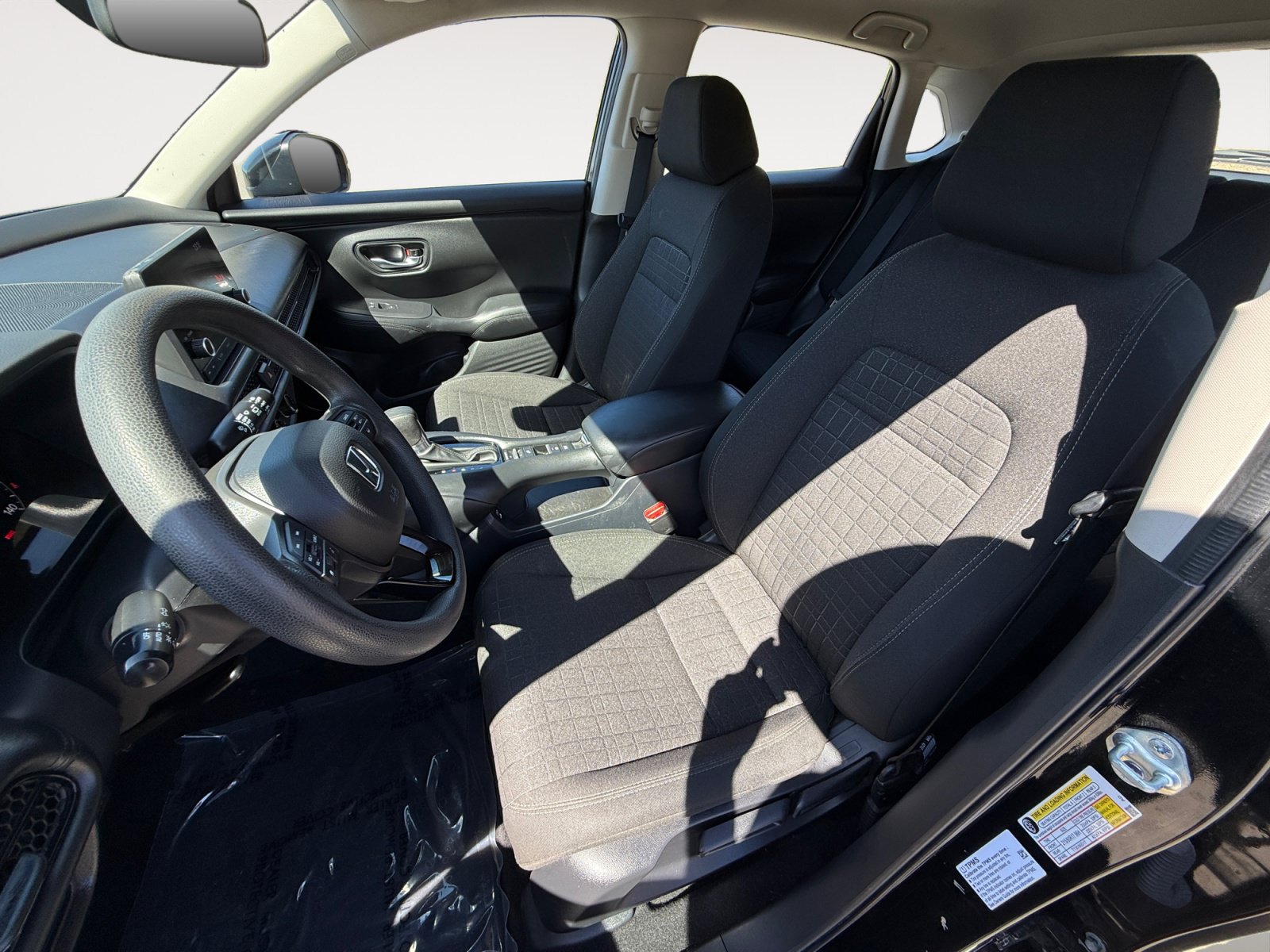 Used 2025 Honda HR-V LX image 10
