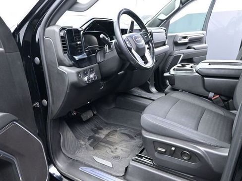 Used 2023 GMC Sierra 1500 Elevation AWD/4WD image 9