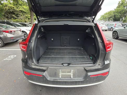 Certified 2023 Volvo XC40 B5 Plus w/ Protection Package Premier AWD/4WD image 59