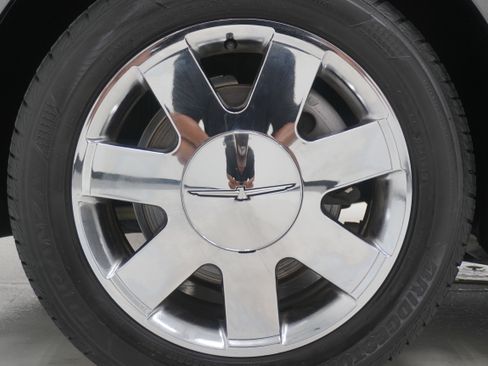 Used 2003 Ford Thunderbird RWD image 23