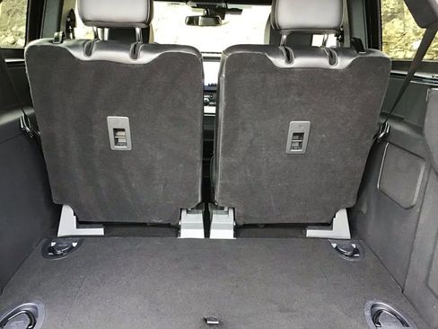 Certified 2025 Ford Bronco Badlands w/ Sasquatch Package image 10