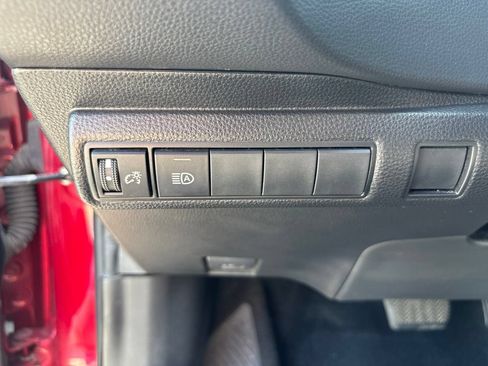 Used 2022 Toyota Corolla LE FWD image 42