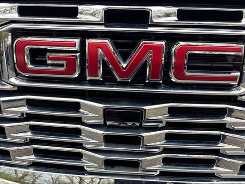 Used 2024 GMC Sierra 2500 Denali w/ Denali Reserve Package AWD/4WD image 13