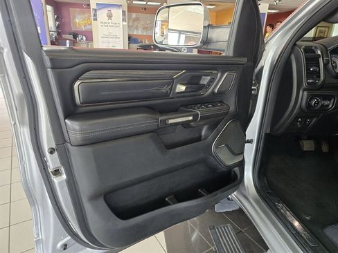 Used 2019 RAM 1500 Limited AWD/4WD image 7