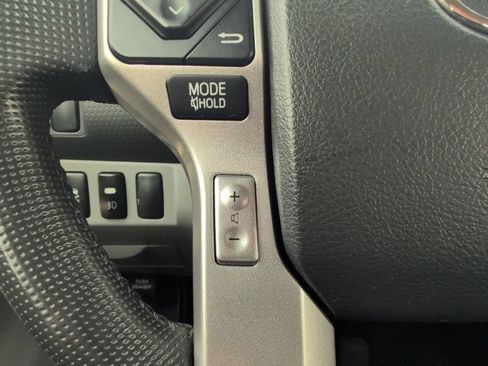 Used 2014 Toyota Tacoma PreRunner w/ SR5 Package RWD image 13