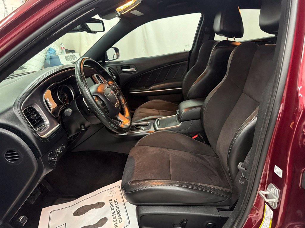 Used 2019 Dodge Charger R/T w/ Plus Group RWD image 13