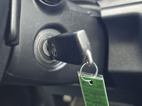 Certified 2022 Toyota Camry SE FWD image 26