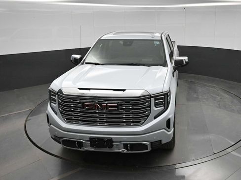 New 2026 GMC Sierra 1500 Denali w/ Denali Reserve Package AWD/4WD image 28