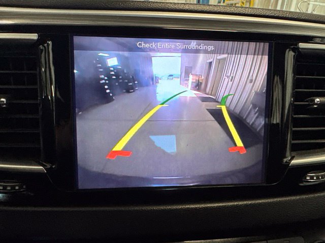 Used 2018 Chrysler Pacifica Touring Plus w/ S Appearance Package FWD image 42